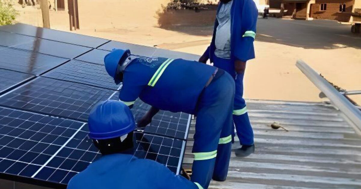 mthembanji-village-solar-mini-grid-malawi (2)